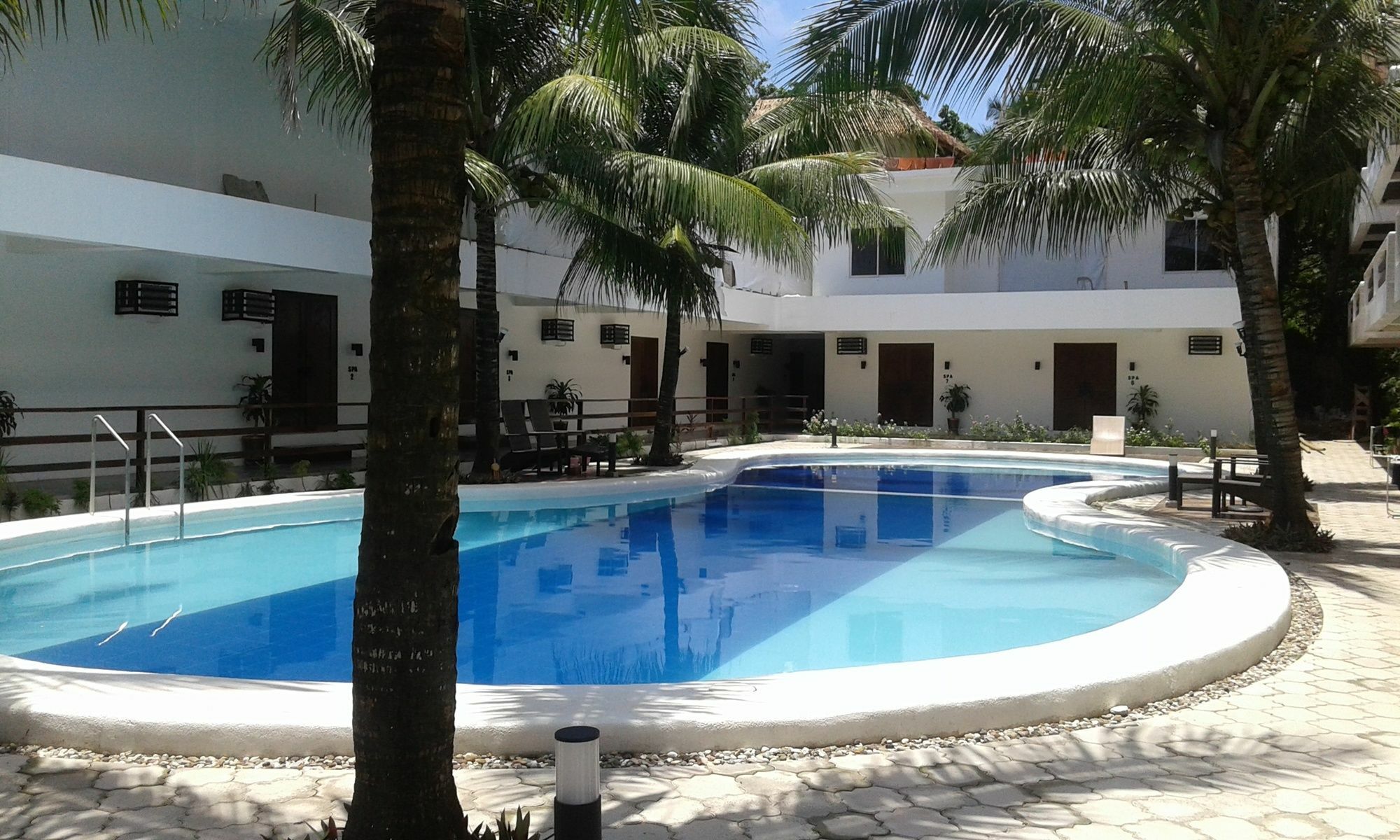 Feliness Resort Manoc-Manoc Zewnętrze zdjęcie